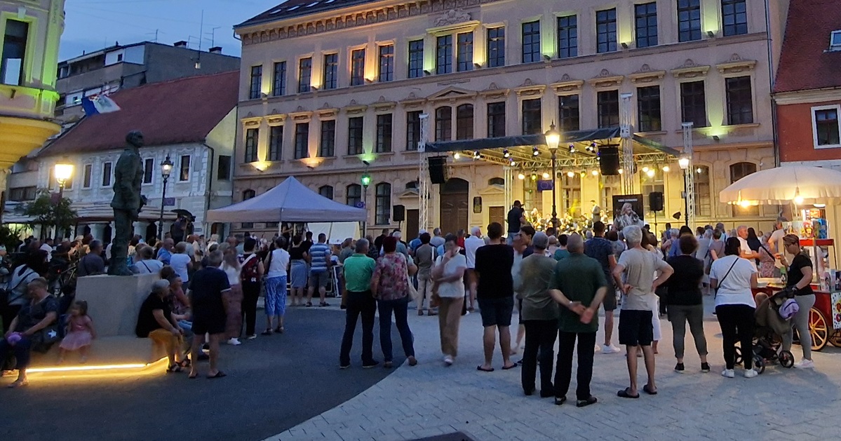 Održana Revija tamburaške glazbe