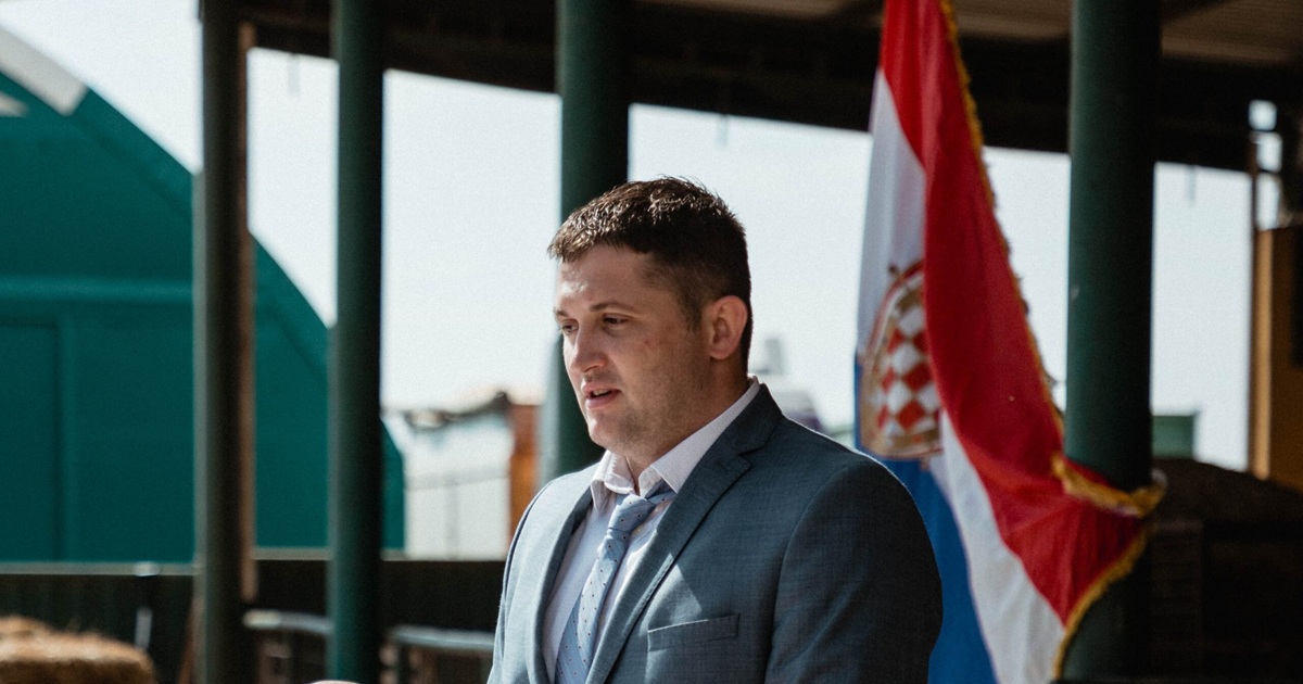 VIDEO Divlje svinje poharale sjetvu; kandidat za župana Gašparović (HSS-SDP) uputio oštru poruku!